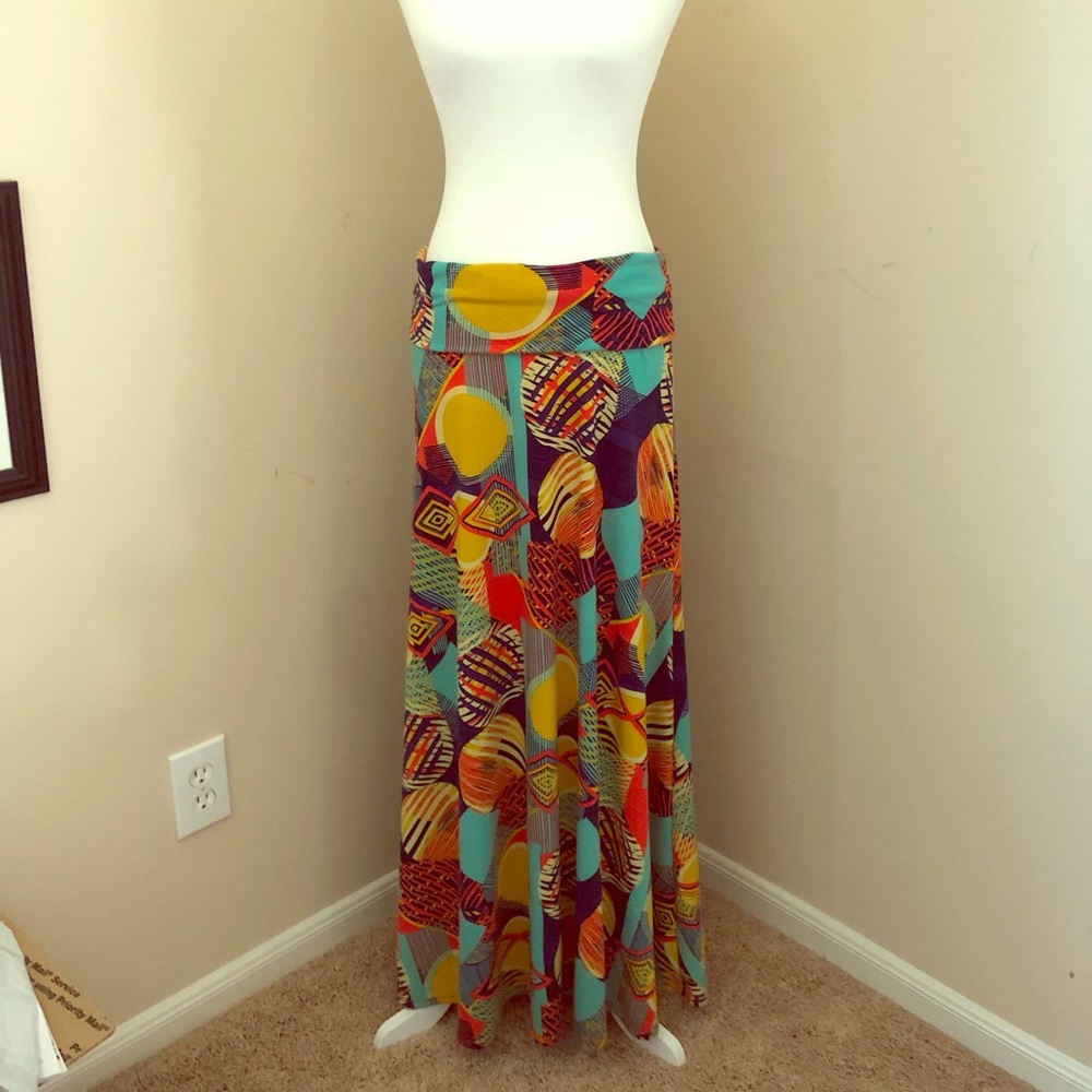 Geometric print maxi skirt